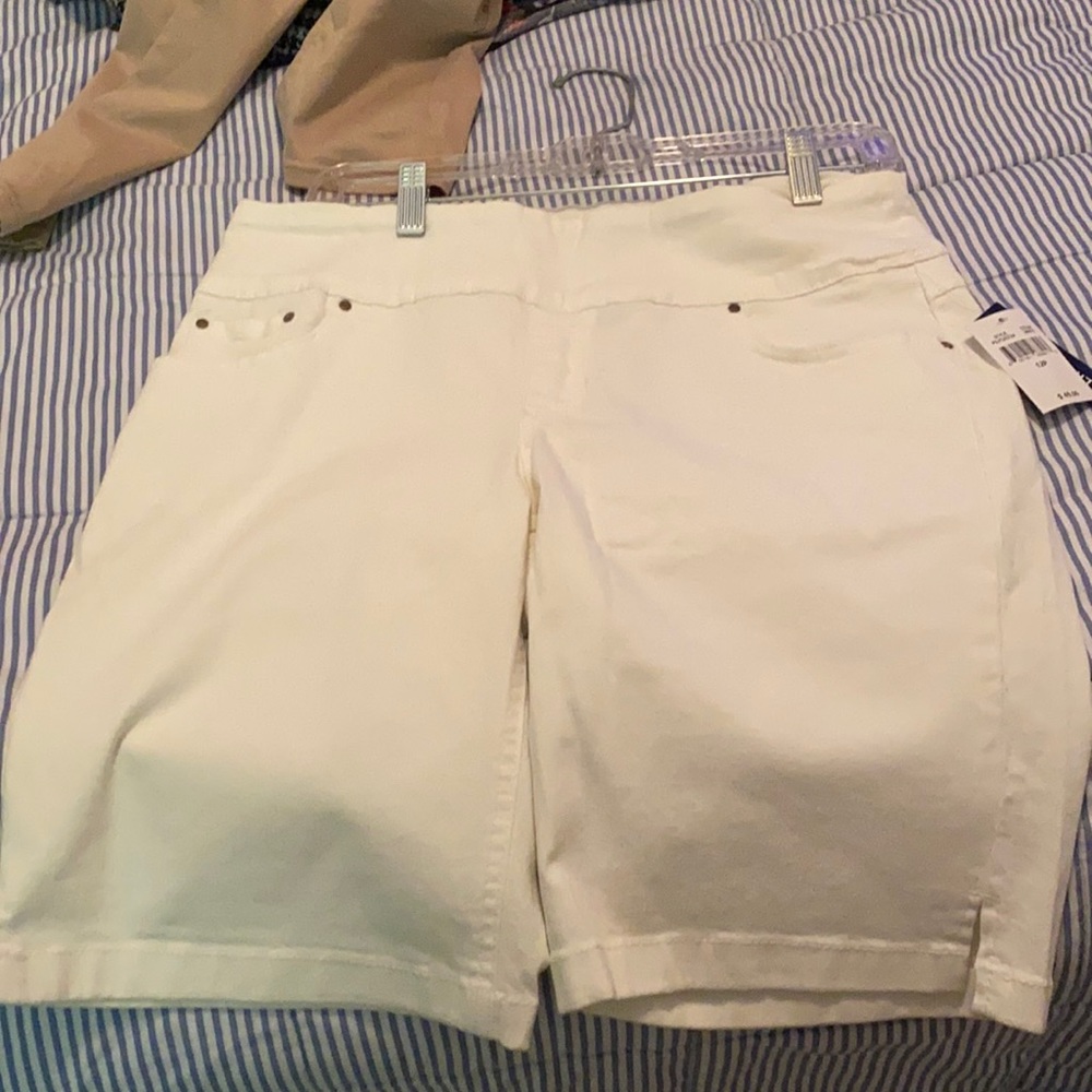 white khakis